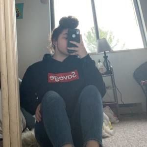 Meet your Posher, Miya